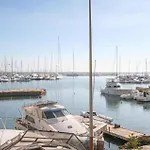 Beach Front Apartment In Torrevieja Διαμέρισμα *